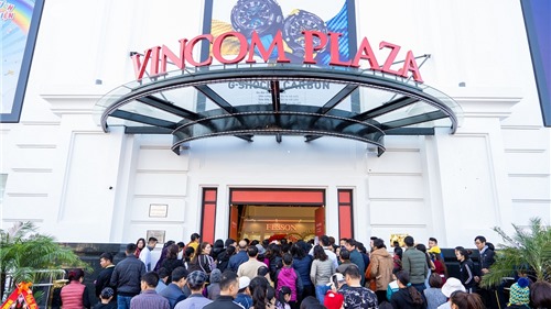 Điều gì khiến hàng nghìn người dân nô nức khai trương Vincom Plaza Cẩm Phả?