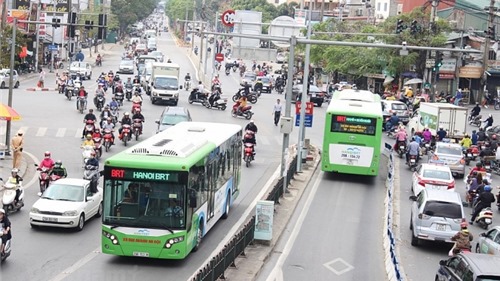 Vận động người dân sử dụng phương tiện giao thông công cộng dịp Tết, lễ hội