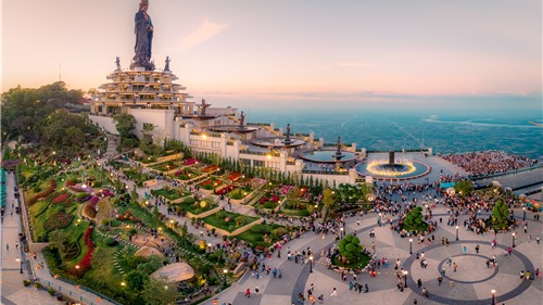 Núi Bà Đen chuẩn bị đón vị khách thứ 5 triệu trong tháng 11 