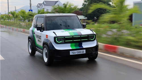 VinFast VF 3 vào vai “xe du xuân quốc dân” của người trẻ 