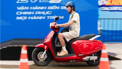 Chủ xe Hà Nội chọn VinFast Klara Neo: “Thay đổi xe, thay đổi lối sống”