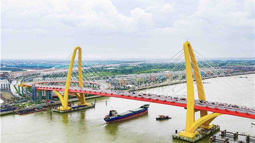 Vingroup thông xe Cầu Hoàng Gia - Biểu tượng phát triển mới phía Đông Bắc