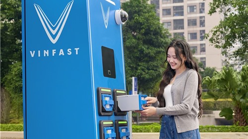 Tủ đổi pin khắp nơi, hậu mãi 5 sao, người Việt tự tin đổi sang xe điện 