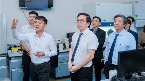 Vinmec và ĐHQG TP.HCM bắt tay đào tạo nhân lực y tế chất lượng cao