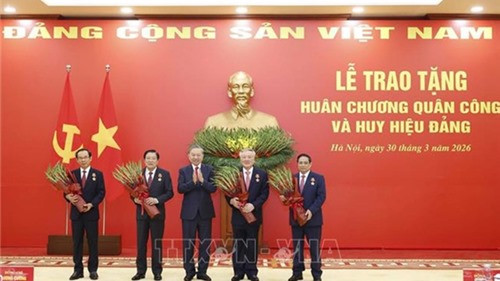 Tổng Bí thư Tô Lâm chủ trì Lễ trao tặng Huân chương Quân công và Huy hiệu Đảng 