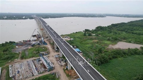 Cơ chế đặc thù gỡ vướng dự án tồn đọng và vi phạm đất đai