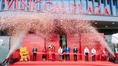 Chính thức khai trương trung tâm thương mại Vincom Plaza Đan Phượng 