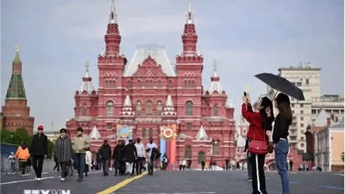 Nga miễn thị thực cho khách du lịch Việt Nam 