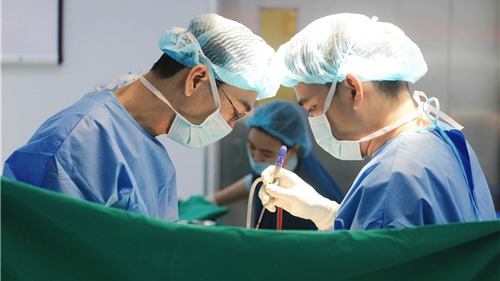 Vinmec Phú Quốc bóc tách khối u lớn, bệnh nhân xuất viện sau 48 giờ 
