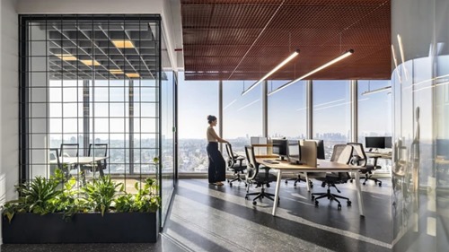 Giá thuê tại nội đô đắt đỏ, doanh nghiệp "di cư" văn phòng ra ngoại thành 