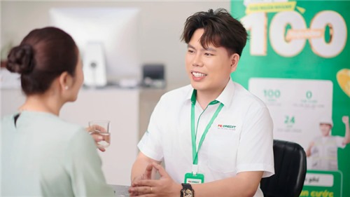 FE CREDIT đồng hành cùng nữ tài xế công nghệ, tạo sinh kế bền vững