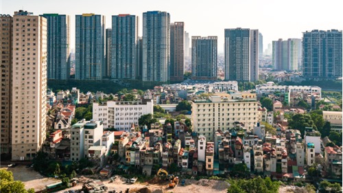 Hai thái cực lợi nhuận ngành bất động sản quý I/2025 