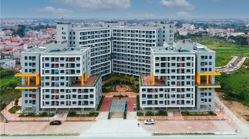 Nhà ở xã hội ồ ạt mở bán:Mừng chưa trọn,người dân đã "khóc ròng" vì thủ tục khó