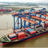 Từ 1/4/2022, TP HCM bắt đầu thu phí cảng biển