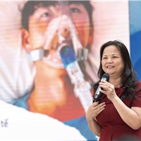 Chuyên gia cảnh báo về ‘đại dịch khói trắng’ học đường 