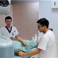 Vinmec điều trị ung thư tiền liệt tuyến bằng phác đồ xạ trị hàng đầu thế giới