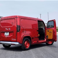 Mua VinFast EC Van, chủ xưởng TP.HCM hóa giải bài toán chi phí nhiên liệu