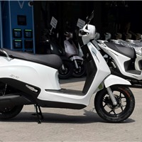 Giải mã lý do giới tài xế “săn lùng” xe máy điện đổi pin VinFast Evo 