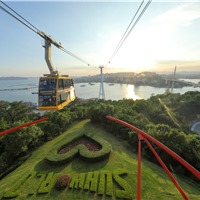 Khám phá Hạ Long dịp 30/4: Hành trình từ bình minh đến pháo hoa VUI-Fest 