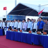 Tuần lễ trưng bày ảnh "Luật gia Việt Nam với biển, đảo quê hương" 