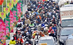 Hà Nội: Tết về gần, giao thông ùn tắc kinh hoàng