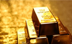 Giá vàng ngày 07/12: Vàng rơi xuống đáy, thấp nhất trong 4 tháng qua