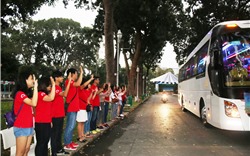 Home Credit đưa 200 bà con Phú Yên về quê đón tết