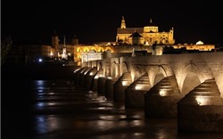 Khám phá vẻ đẹp cổ kính của thành phố Cordoba, Tây Ban Nha