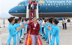 Những hình ảnh ấn tượng trong ngày các cầu thủ Olympic Việt Nam trở về
