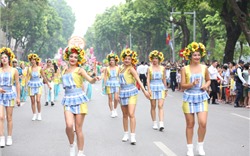 Rực rỡ Carnival đường phố Hà Nội kỷ niệm &#39;20 năm Thành phố Vì hòa bình&#39;