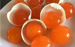 Trứng luộc rất dễ bị nhiễm khuẩn bởi hành động mà nhiều người hay làm khi luộc trứng