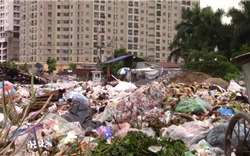 Bãi rác Nam Sơn tiếp nhận gần 9000 tấn rác trong 24h qua sau khi người dân ngừng "phong tỏa"