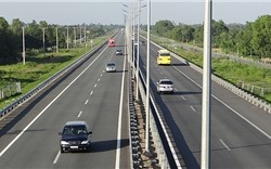 Hà Nội: Tăng cường công tác quản lý bảo vệ hành lang an toàn đường bộ cao tốc