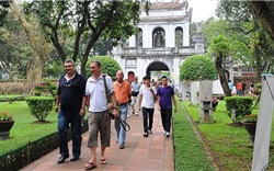 Hà Nội: Ngăn chặn hành vi đeo bám, chèo kéo, trấn lột khách du lịch