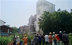 Cháy quán cà phê 5 tầng ở Hà Nội, 2 người tử vong