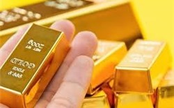 Giá vàng hôm nay 19/6: Vàng vọt lên đỉnh, chạm mức cao nhất trong 4 tháng