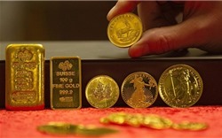 Giá vàng hôm nay 5/7: Đồng USD treo cao, vàng hạ nhiệt
