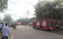 Thừa Thiên Huế: Cháy kho chứa bông nguyên liệu tại Khu công nghiệp Phú Bài