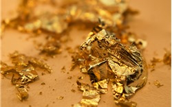 Cập nhật giá vàng hôm nay (25/7): Giá vàng trong nước hồi phục, chênh lệch thế giới "co" hẹp