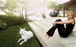 Dinh thự “Ohana” của Jennifer Aniston do chính cô thiết kế