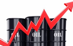 Giá xăng dầu hôm nay 2/4: Bật tăng mạnh sau khi giảm khoảng 2% vào phiên trước