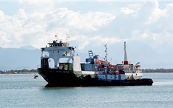 Cảng Chân Mây lần đầu đón tầu container quốc tế