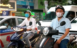 Hà Nội: Người dân đeo khẩu trang nơi công cộng - Phòng bệnh hơn chữa bệnh