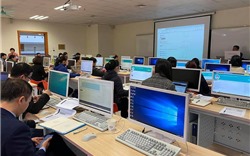 Hà Nội triển khai hệ thống ôn tập trực tuyến cho học sinh lớp 8, 9