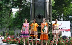 Tuần lễ thời trang Xuân- Hè 2020 mở màn tại vườn hoa Diên Hồng