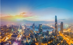 Kinh tế Việt Nam 2021: Đủ sức mạnh để vươn lên thành "kỳ tích châu Á"