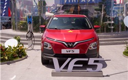 9 ngày cuối tháng 11 nhận ưu đãi “max level” khi mua VinFast VF 5 – xe của năm