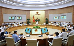 Thủ tướng yêu cầu khẩn trương hoàn thiện các dự án luật trình Quốc hội