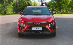 VinFast VF 7 - “cân” đa địa hình, xóa tan mệt mỏi trên những hành trình xa