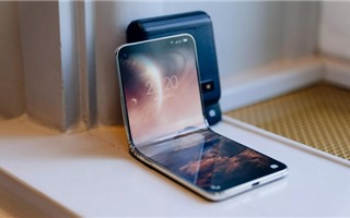 Bằng sáng chế tiết lộ thông tin smartphone màn gập đầu tiên của LG